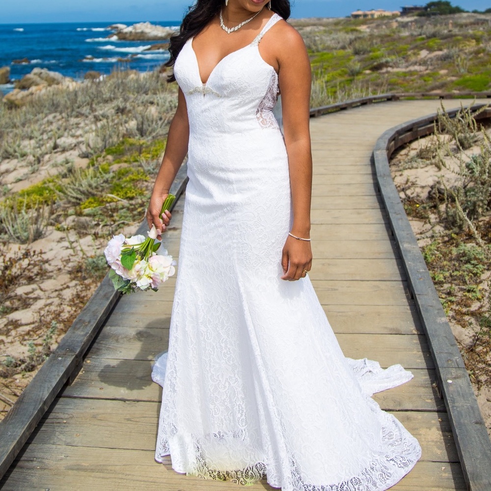Wedding dress